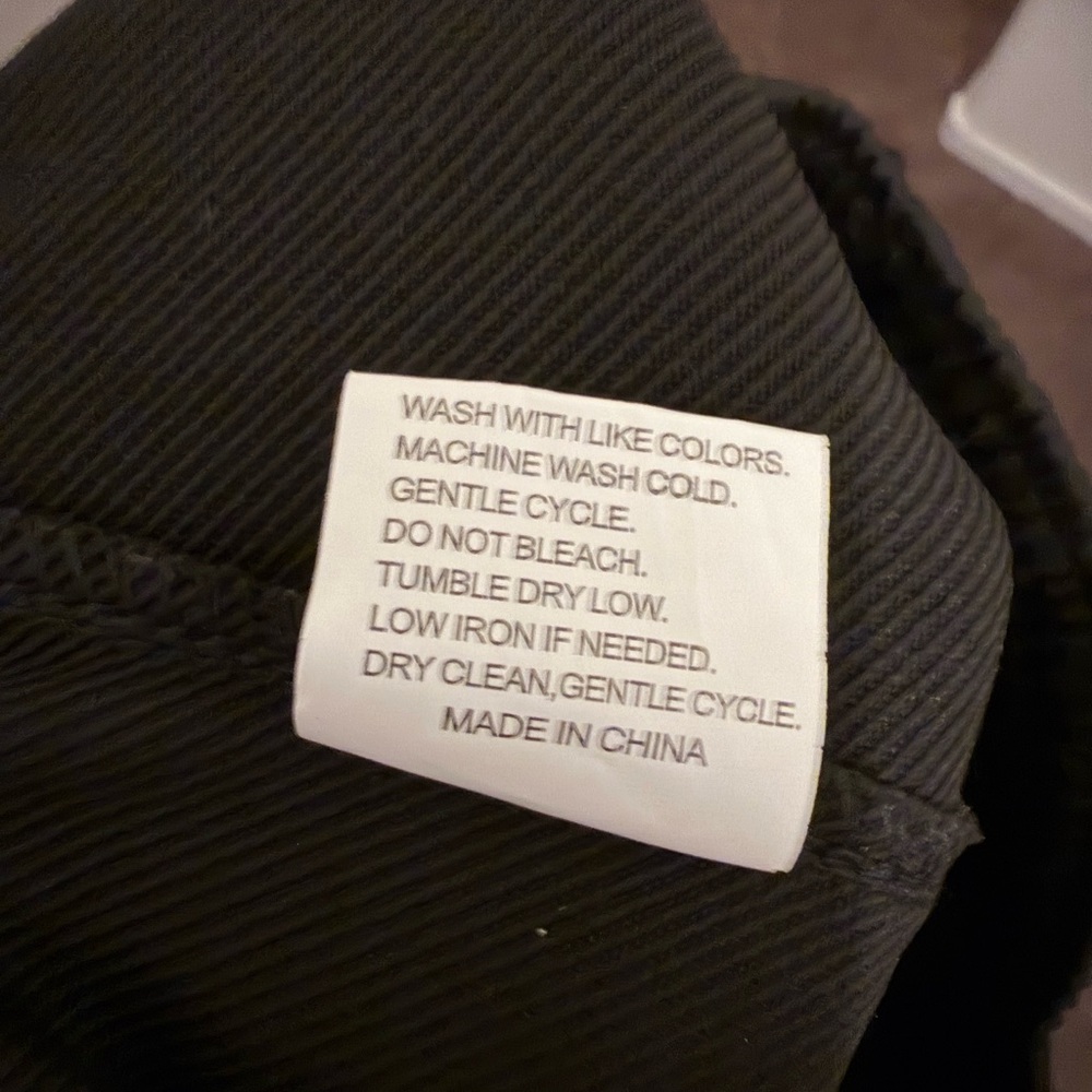 Men's Black Zip-Up Track Jacket and Pants Set - Picture 12 of 12